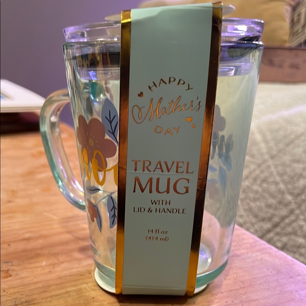 ©️IPC Mothers Day Travel Mug with Lid and Handle - Multicolor
